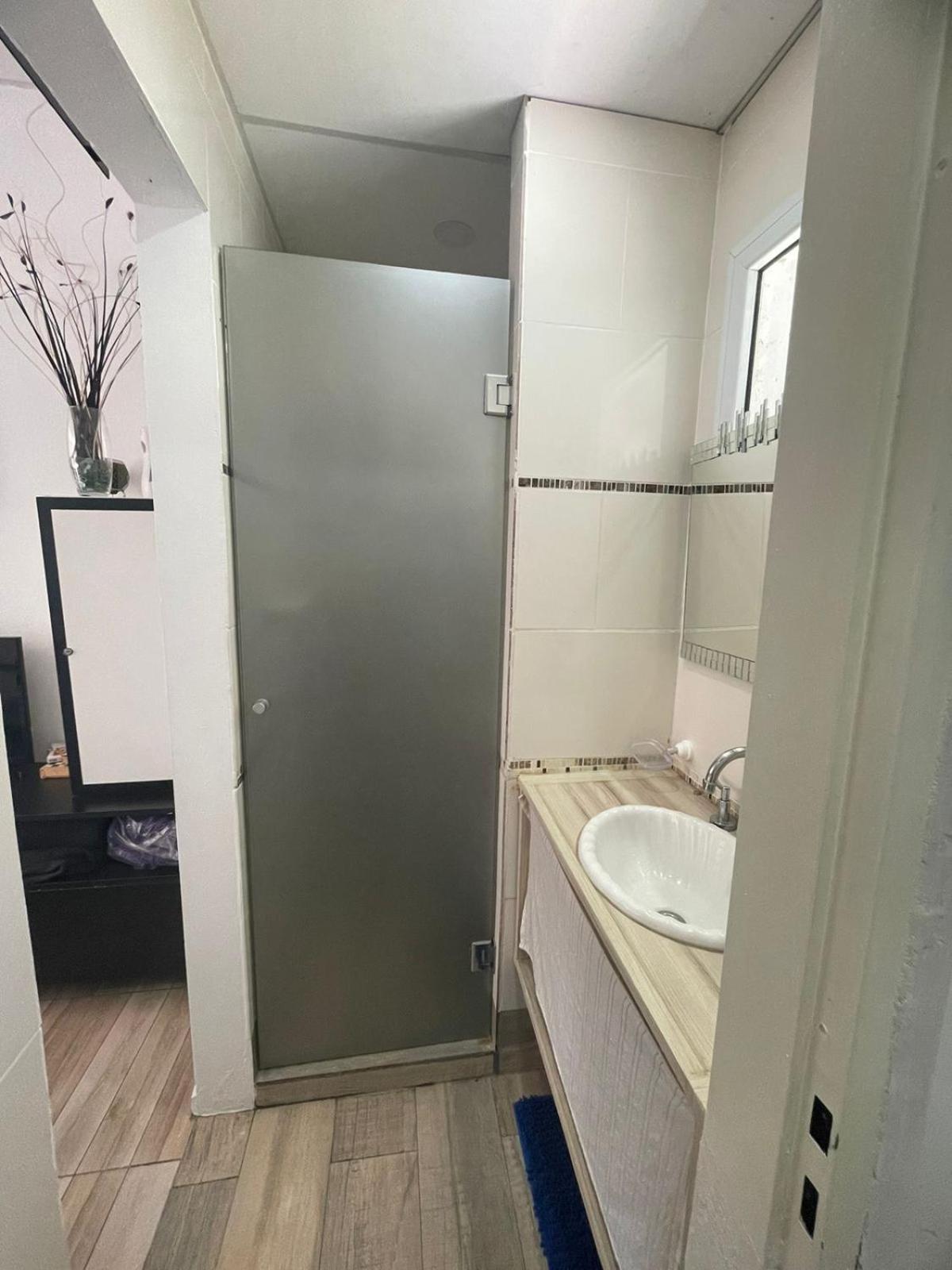 Ezeiza 2 Monoambiente Privado A 15 Minutos Del Aeropuerto Opcional Tranfer Desde Y Hacia El Aeropuerto De Ezeiza Las 24 Horas Pet Friendly Extérieur photo